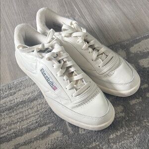 Men’s Reebok Cream Leather Sneakers Size 9.5